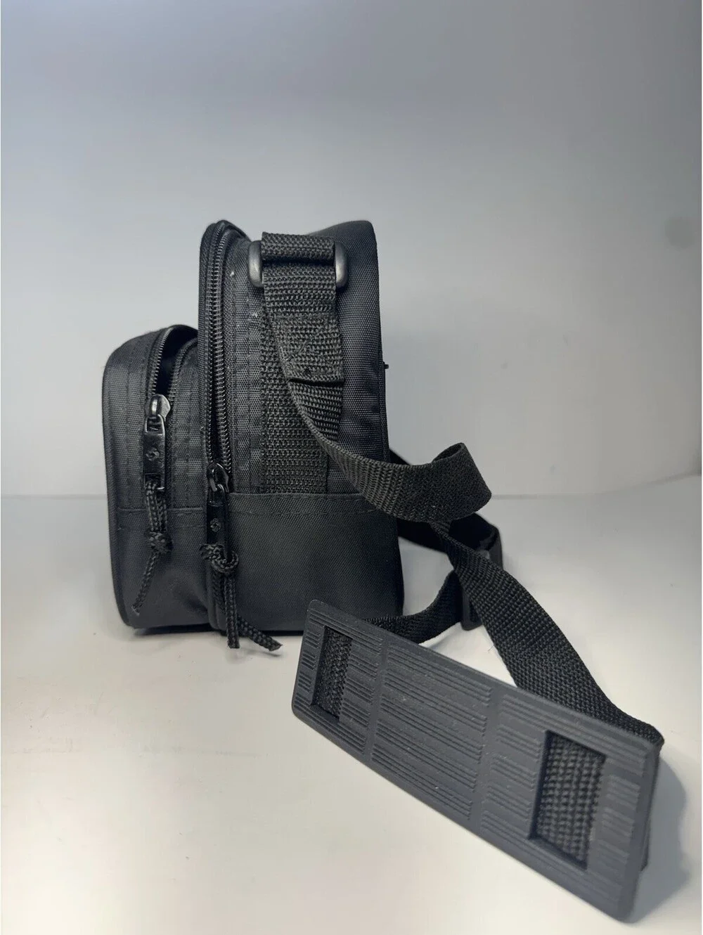 Samsonite Black Travel Shoulder Bag Small Crossbody Organizer Adjustable Strap